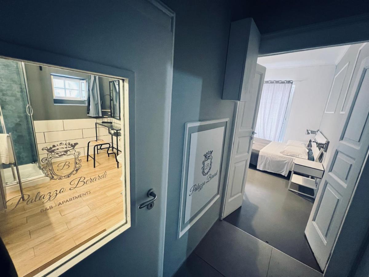 타란토 Palazzo Berardi B&B 외부 사진